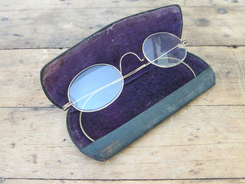 Antique Spectacles in Pope Optical Co Case - Yesteryear Essentials
 - 1