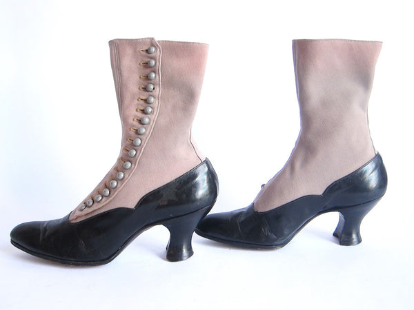 Victorian style 2025 boots with buttons