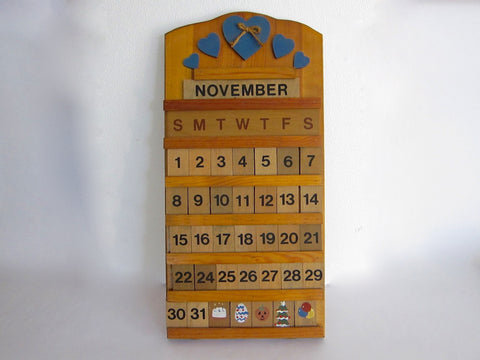 Vintage Wooden Perpetual Wall Calendar - Yesteryear Essentials
 - 1