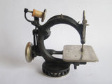 Antique Sewing Machine by Willcox and Gibbs Sewing Machine Co - Yesteryear Essentials
 - 3