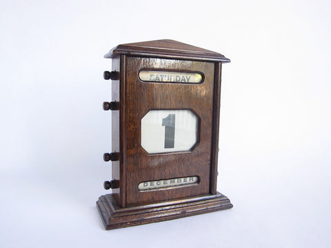 Antique Wooden Edwardian Perpetual Calendar - Yesteryear Essentials
 - 1