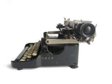 Antique Corona No 3 CorrespondentsTypewriter - Yesteryear Essentials
 - 8