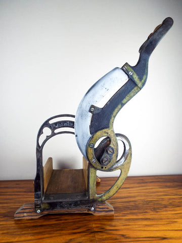 Early American Bread Slicer