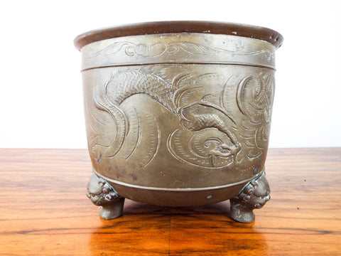 antique chinese plant pots Vintage French Decorative Brass Planter Chinese Style Dragon Three Leg Pot Cover – Yesteryear Essentials